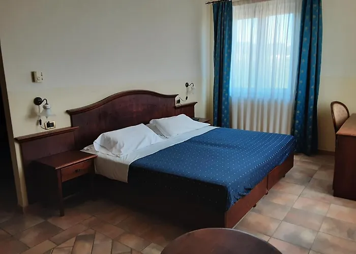 Hotel Castello Torre In Pietra